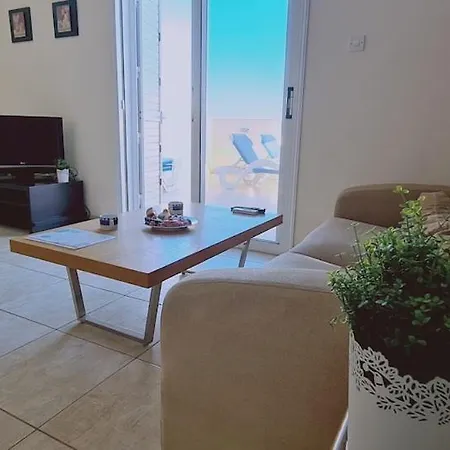 Sunshine Apartamento Paralimni